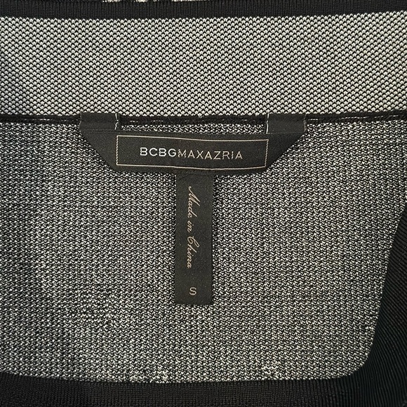 BCBGMaxAzria Floral Black and White Knee Length Skirt- Size Small - Picture 5 of 6